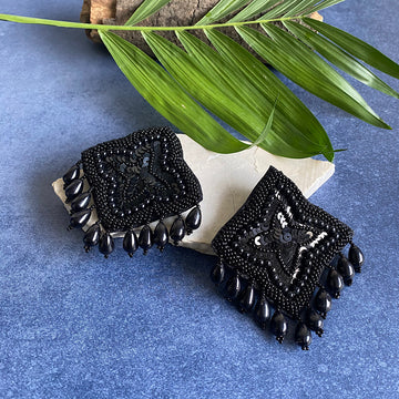 Black Pearl Dust Earrings